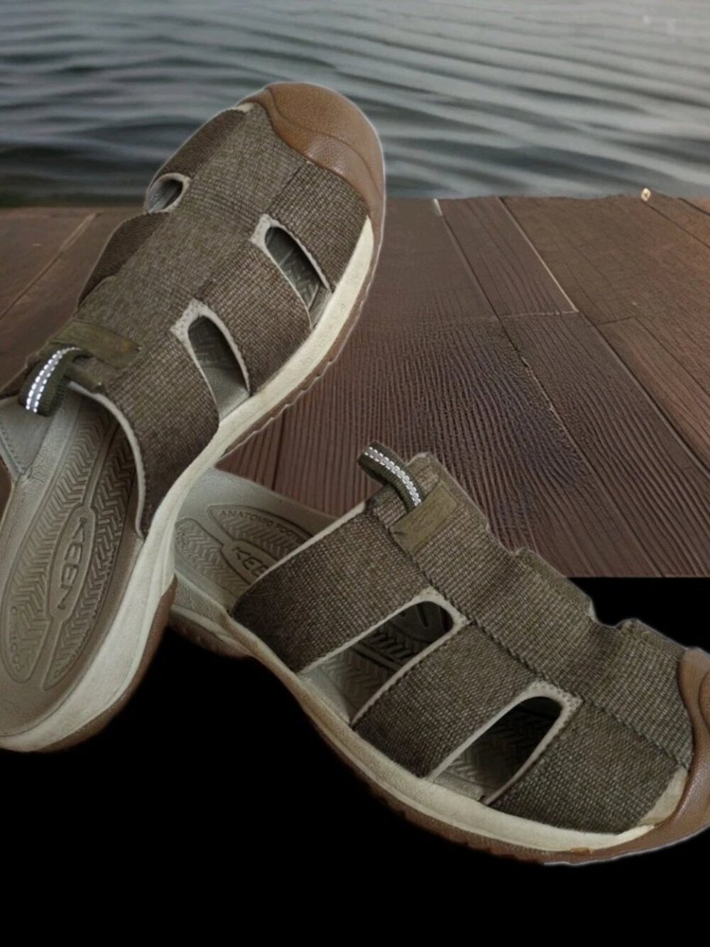 KEEN Aruba II Sandals Men’s Size 12 Closed Toe Beach Slide Slip On Quick Dry
